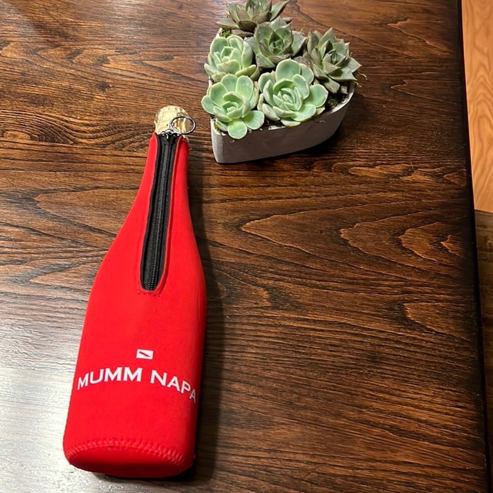 Mumm Napa wine sleeve